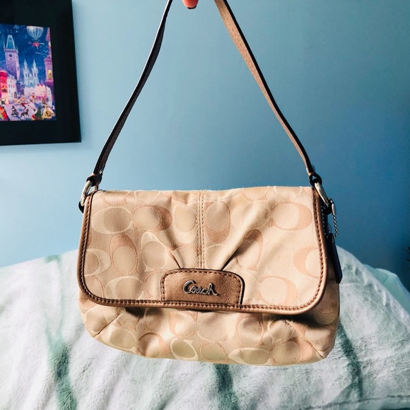 Coach Handbags - Retro Coach Mini Purse